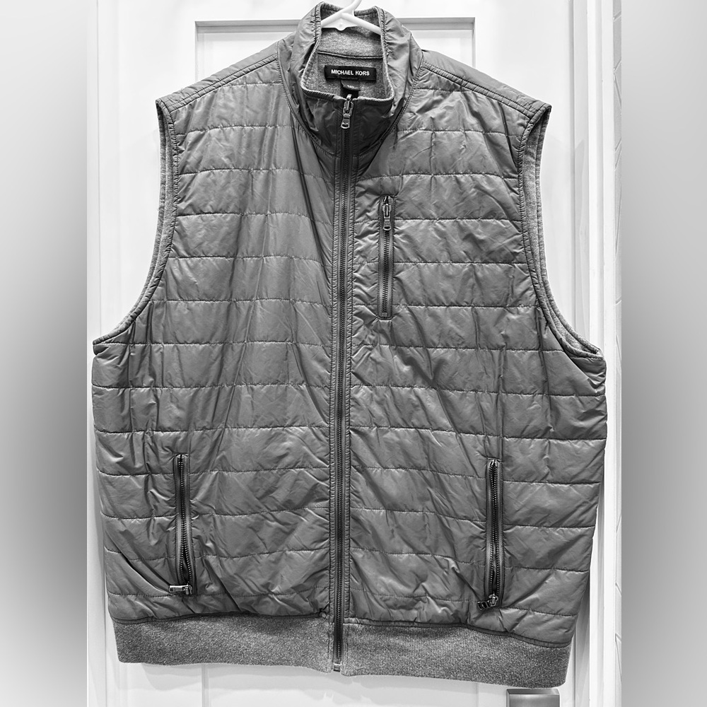 Mens Michael Kors XXL gray reversible vest